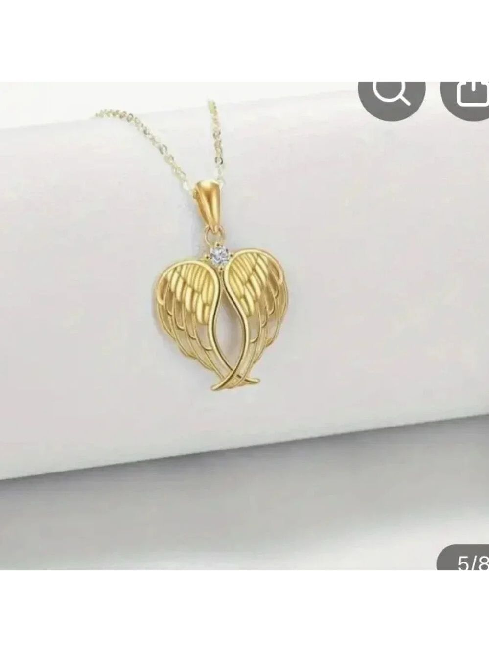 Exquisite Angel Wing Heart-Shaped Pendant Necklace, New in Gift Box - Picture 3 of 3